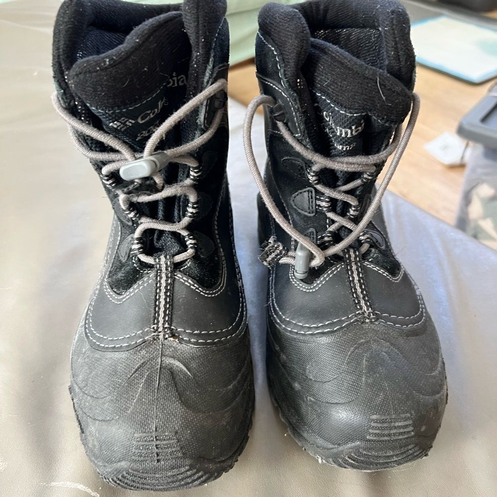 Columbia winter boots, youth/ladies size 6